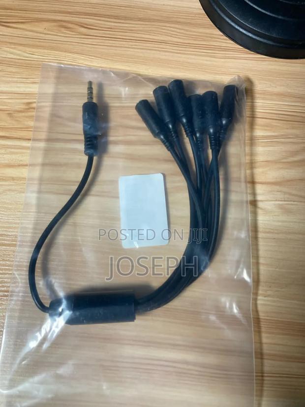 Microphone/Headphones Splitter · Photo 4