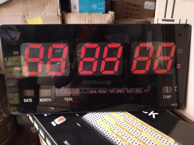 The Digital Led Display Clock · Photo 2