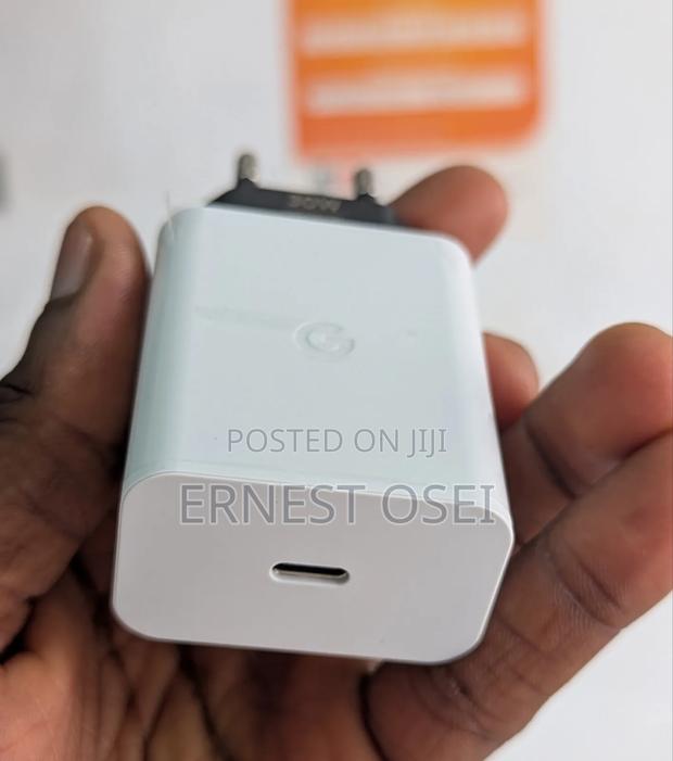 Google Pixel Charger Adapter 30w · Photo 4