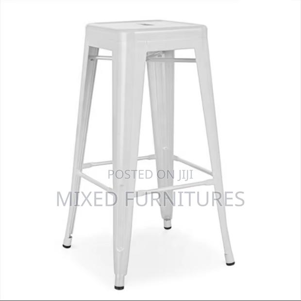 Bar Chair / Restaurant Chair or Stool · Photo 2
