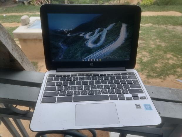 Laptop HP Chromebook 11 G3 4GB Intel Celeron eMMC 16 GB · Photo 1