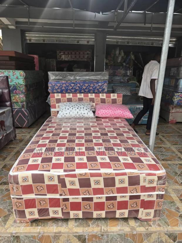 High Quality Double Bed · Photo 4