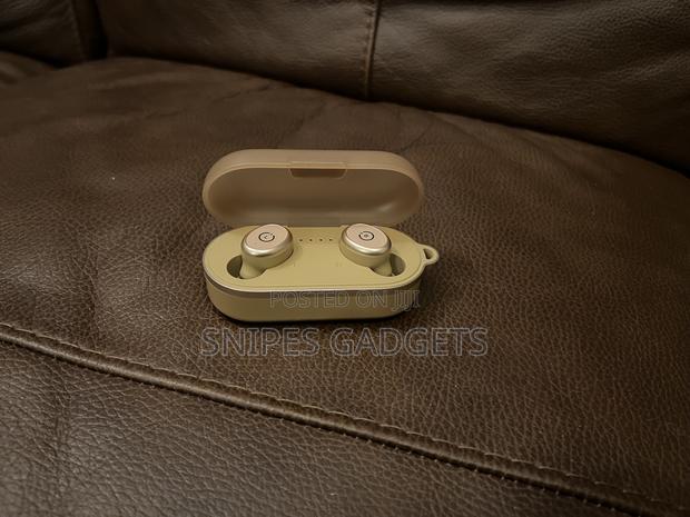 Tozo T10 Wireless Earbuds (New No Box) photo 4