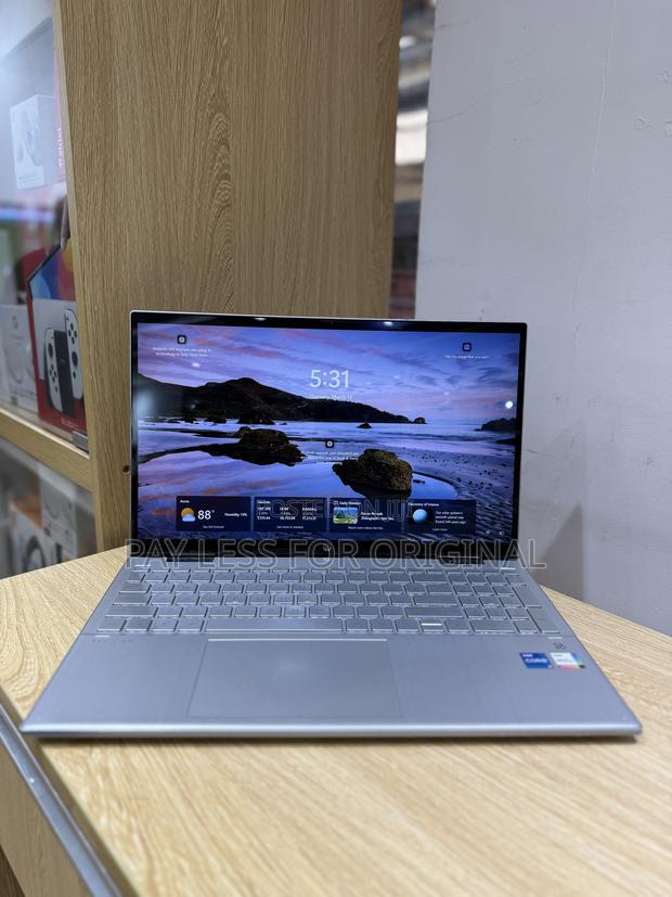 Laptop HP Pavilion 15 8GB Intel Core I5 SSD 512GB · Photo 4