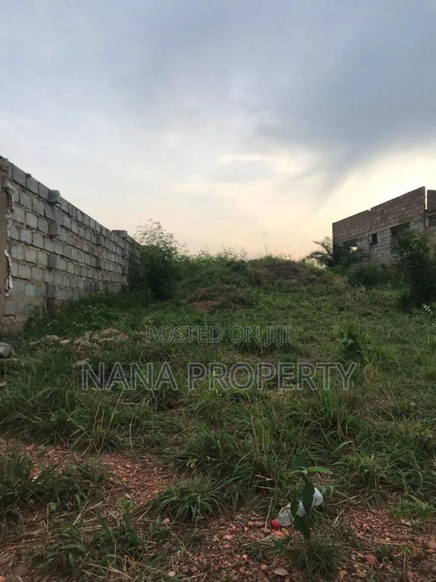 Half Plot of Land for Sale Located at Oyibi Saasabi Junction · Photo 2
