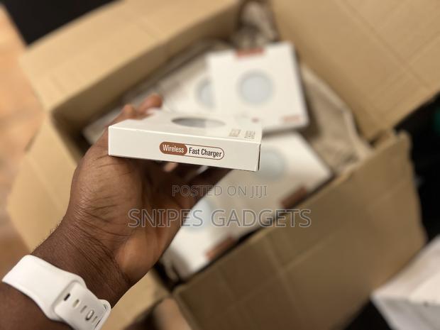 Wireless Charging Pads photo 4