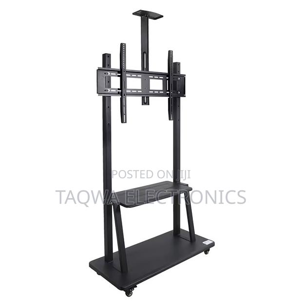 Holding 32-75, Mobile Tv Stand · Photo 2
