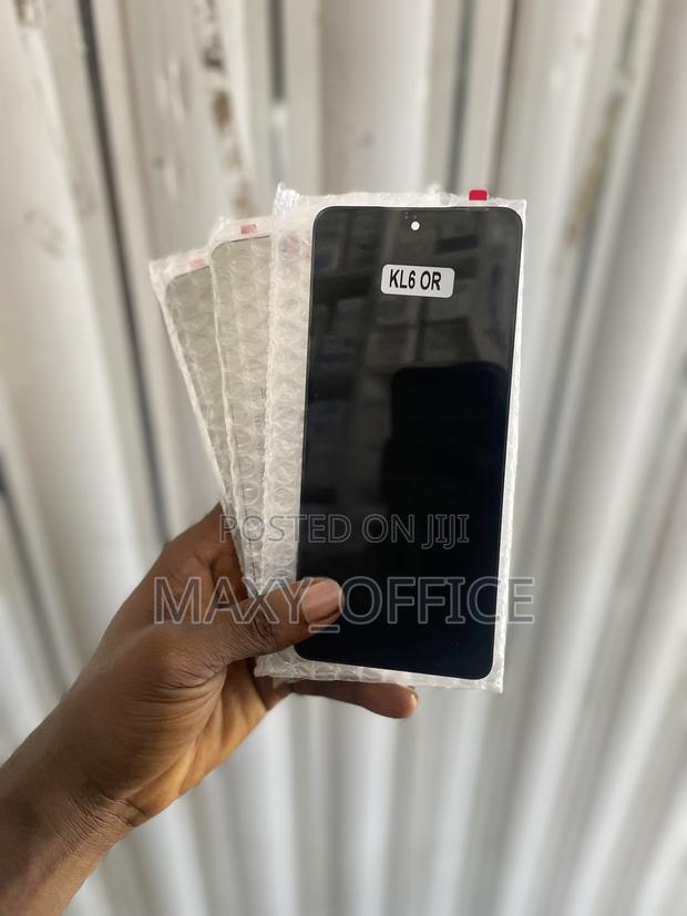 Tecno Spark 30 Screen