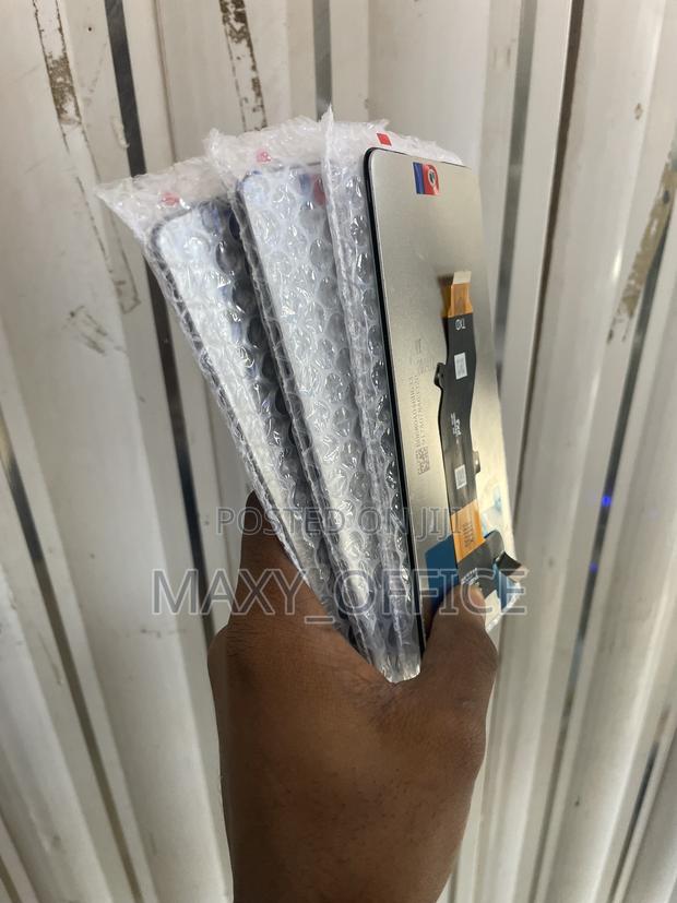 Tecno Spark 30 Screen