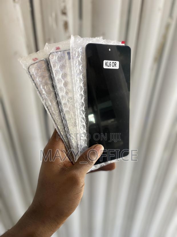 Tecno Spark 30 Screen