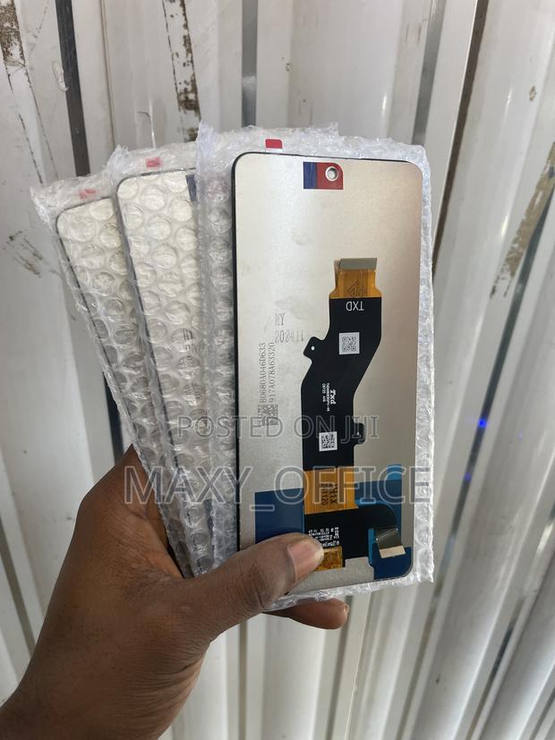 Tecno Spark 30 Screen