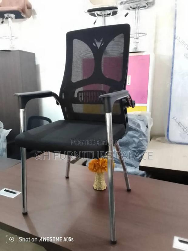 Office Chair · Photo 2