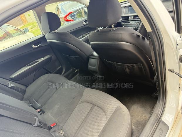 Kia Optima EX 2018 White photo 6
