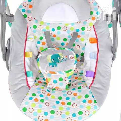 Baby Swing · Photo 2