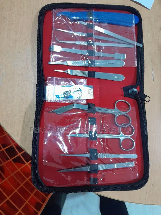 Dissecting Set · Photo 2