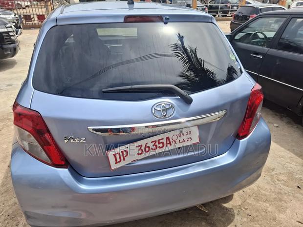 Toyota Vitz 1.3 AWD 5dr 2013 Blue