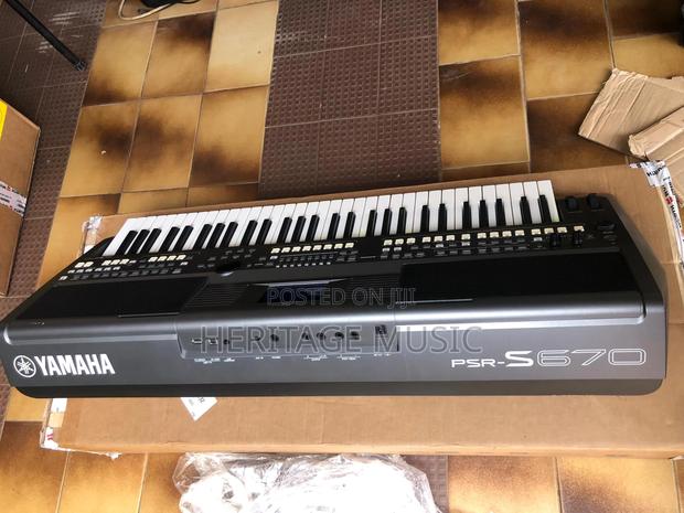 Yamaha PSR S670 photo 3