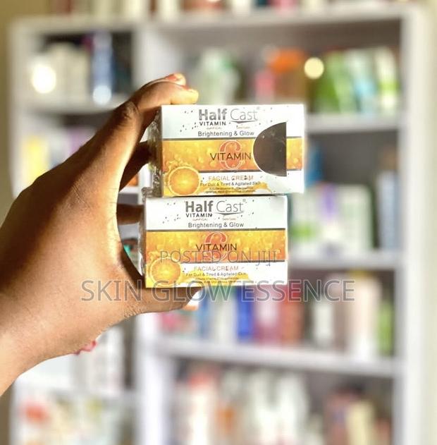 Halfcast Vitamin C Face Cream · Photo 2