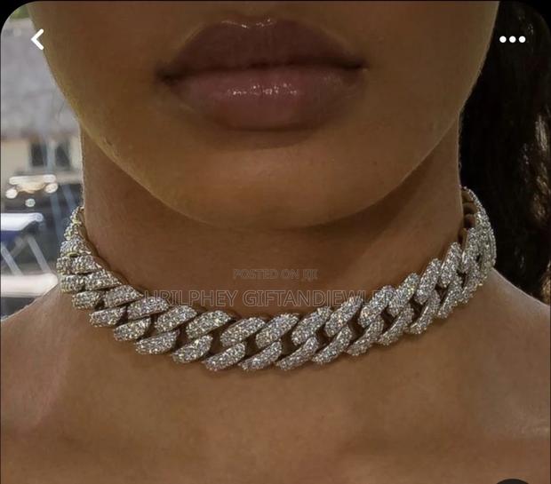 Ladies Cuban Iced Out Necklace · Photo 4