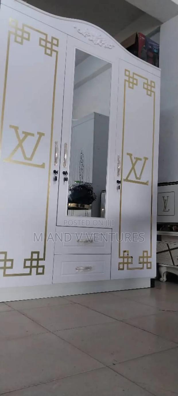 3doors Wardrobe White Wv