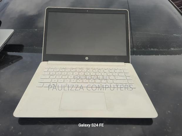 Laptop HP 14-dq1025cl 8GB Intel Core i5 SSD 256GB photo 2
