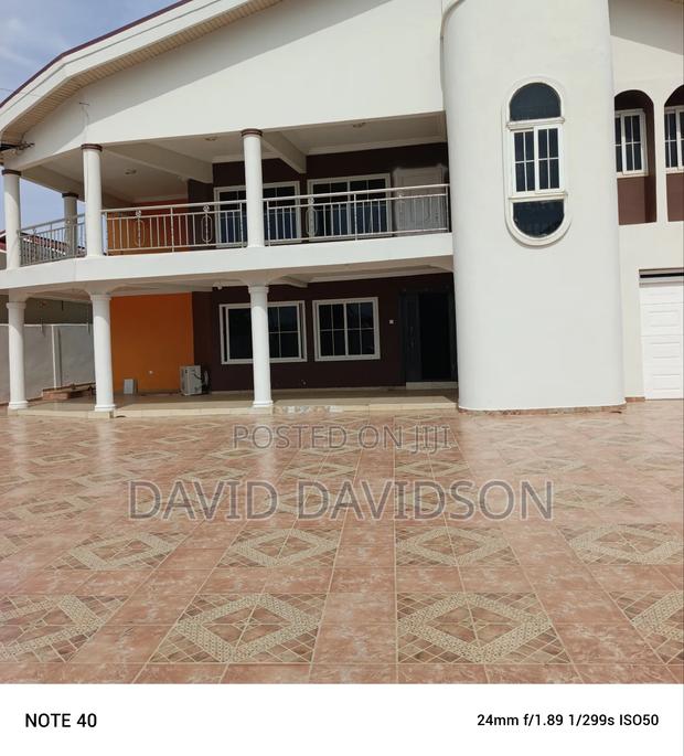 6bdrm House in 6 Bedroom Plus A, Tema Metropolitan for sale · Photo 1