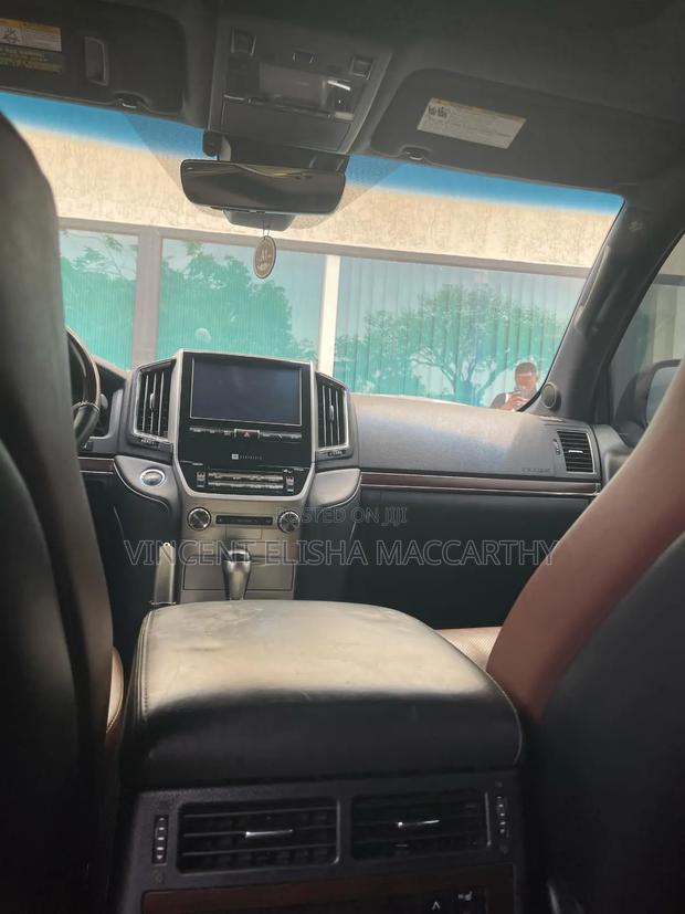 Toyota Land Cruiser 2020 Black