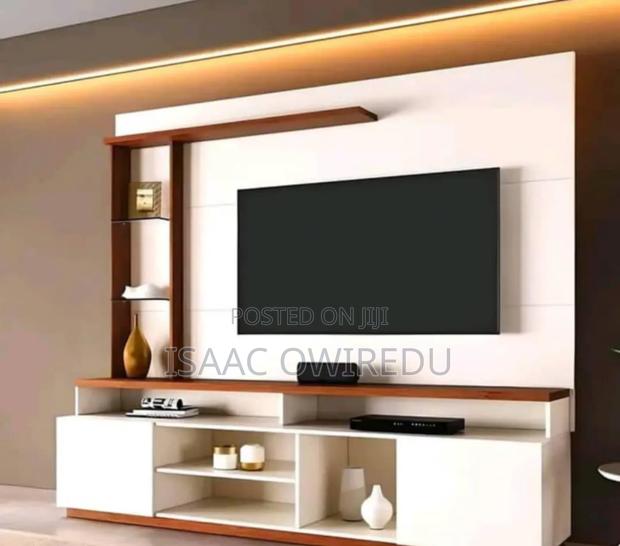 Television Unit · Photo 2