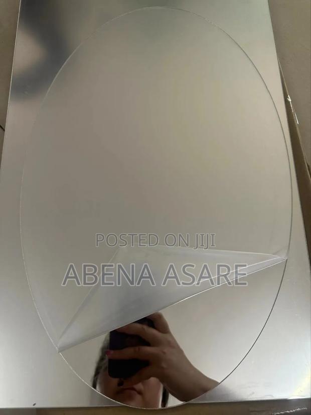 Adhesive Mirror photo 2