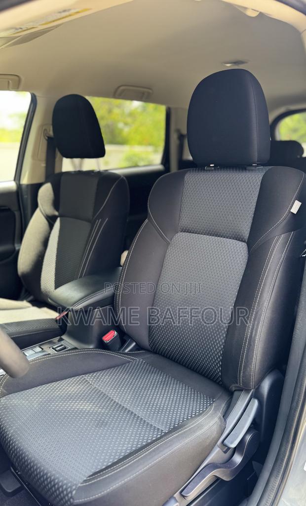 Mitsubishi Outlander 2020 Gray