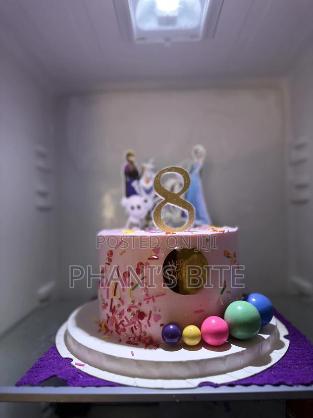 Frozen Baby Pink in Size 7 Two Layers · Photo 2