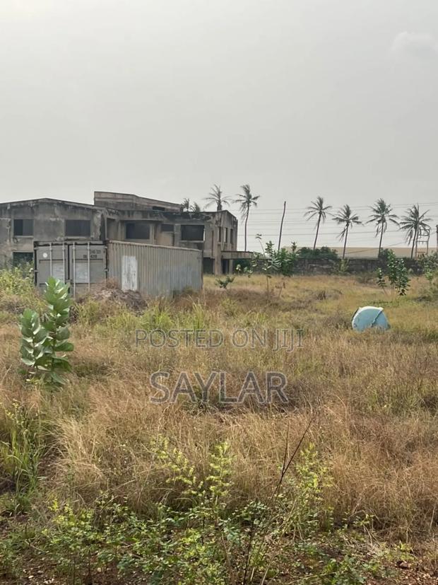 Full Plot for Sale Klagon Few Meters From the Main Road · Photo 4