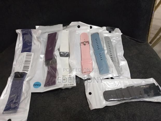 22" Silicone Smart Watch Straps Available · Photo 4