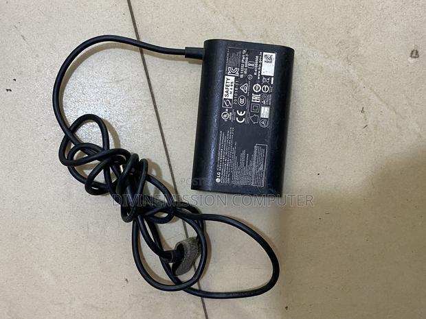 Lg Omen Type C Laptop Charger 65w Uk Standard photo 7