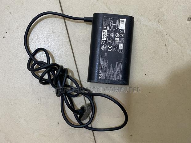 Lg Omen Type C Laptop Charger 65w Uk Standard photo 4