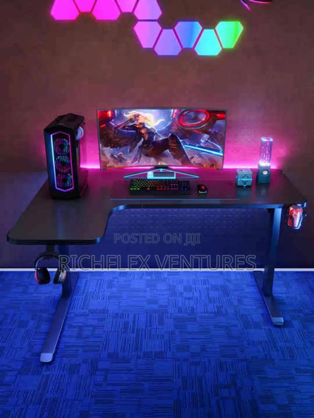 L Shaped Gaming/Office/Studio/Study Desk · Photo 4