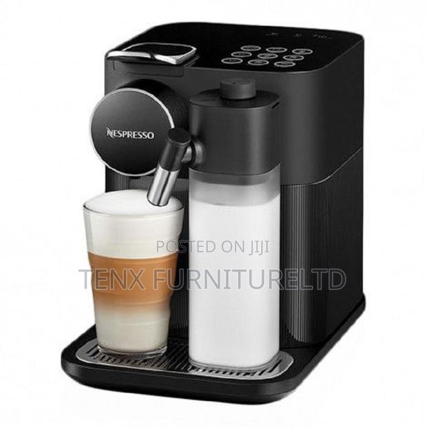 Coffee Machine (Nespresso) Black
