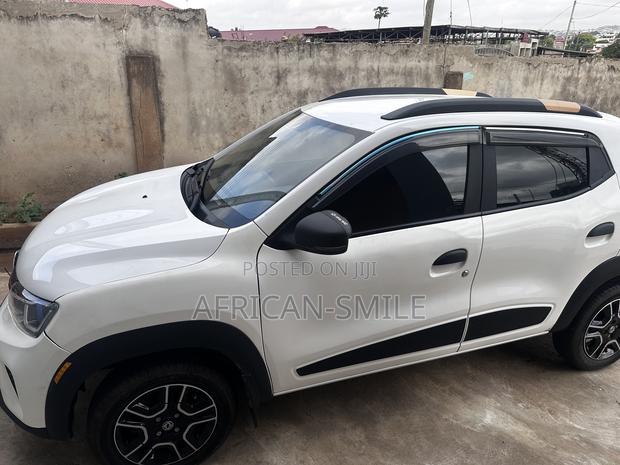 Dongfeng EV EX1 33 kW FWD 2022 White photo 3