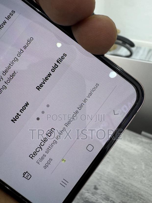 Samsung Galaxy Z Flip4 128 GB Gold