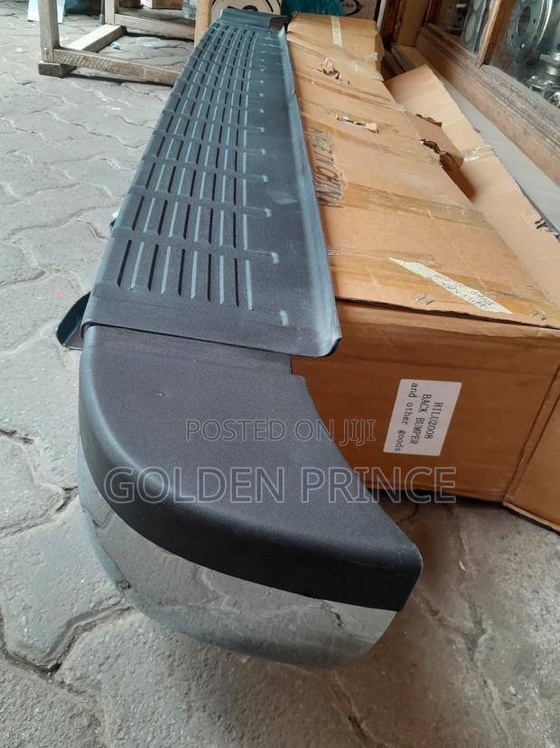 Hilux 07-14 Back Bumper photo 4