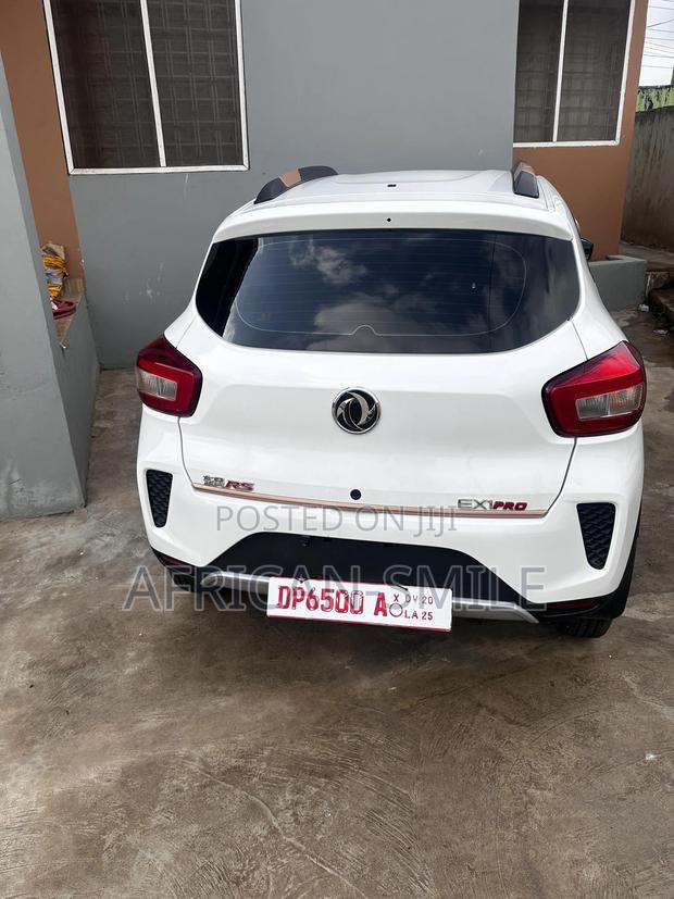 Dongfeng EV EX1 33 kW FWD 2022 White photo 6