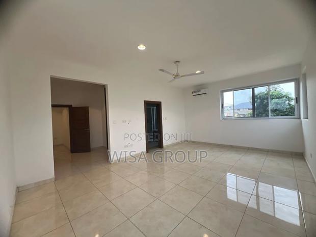 3bdrm Apartment in Wisa Group, Ablekuma for rent · Photo 4