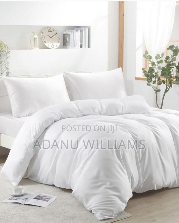 Hotel Luxury Ultra Soft Premium Microfibre Bedsheets Set · Photo 2