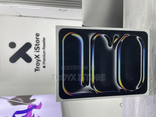 New Apple iPad Pro 11 (2024) 256 GB Silver