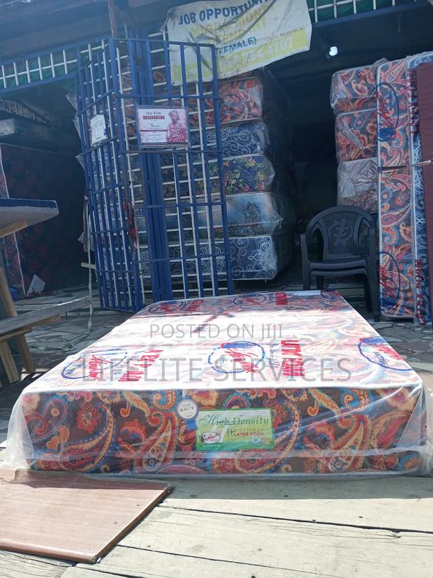 Double Size 12 Inches Mattress/ Latex Foam