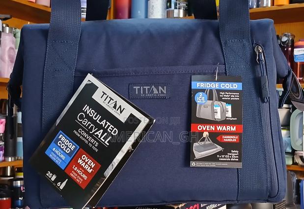 Titan Insulated Carryall, Retains Hot or Cold · Photo 4
