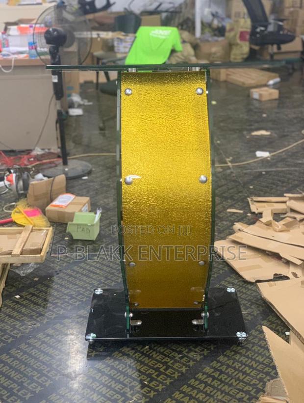 Glass Pulpit · Photo 3