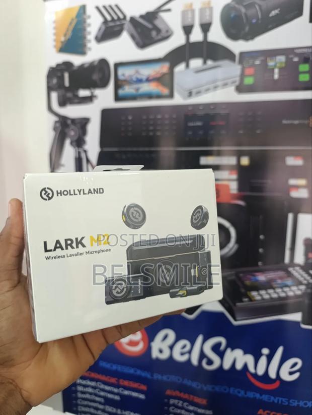 Hollyland Lark M2 Duo 2-Person Wireless Combo Microphone photo 4