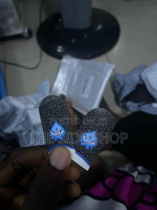 Thumb Finger Sleeves Covers For Mobile Gaming (Pubg, Fornite, Codm)
