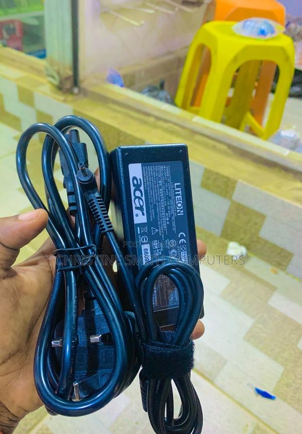 Acer Small Pin Laptop Charger photo 2